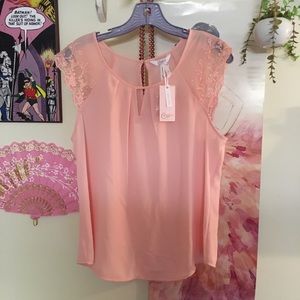 Pink blouse with lace sleeves NEVER WORN Size L